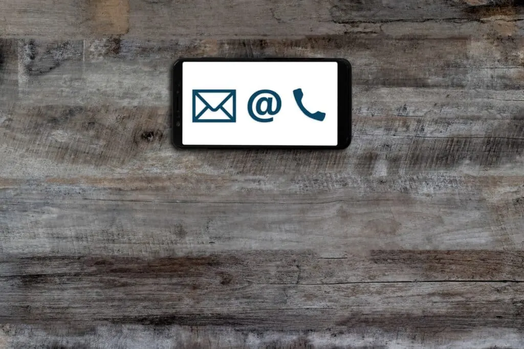 adresse e mail
