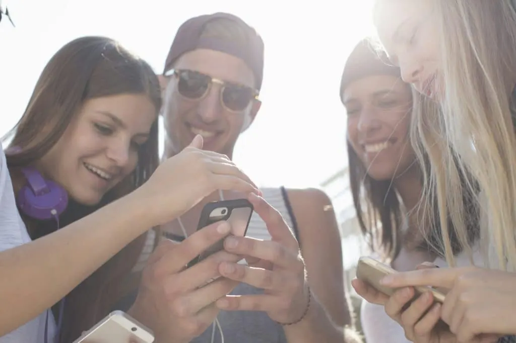 Gagner argent réseaux sociaux : astuces Waxoo