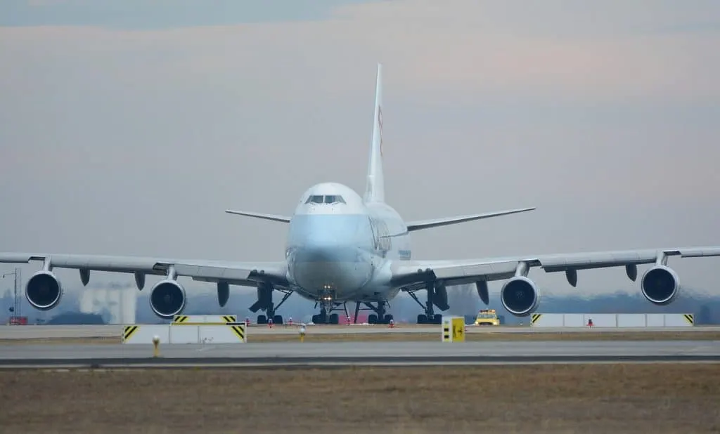 discover the fascinating world of boeing, the world leader in aviation, with its innovative aircraft and its commitments to sustainability and aviation safety. explore the latest news, technologies and projects shaping the future of air travel.