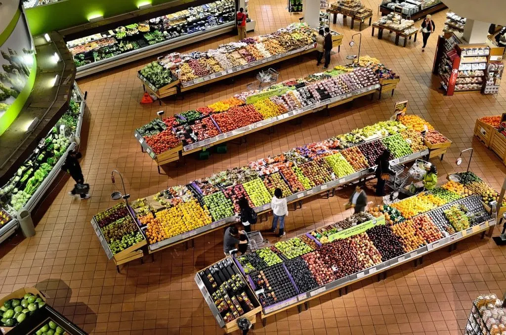 découvrez les supermarchés canadiens, un mélange unique de diversité culinaire, de produits locaux et d'enseignes renommées. explorez les meilleures options pour vos courses, des petits marchés aux grandes chaînes, et profitez d'une expérience de shopping inégalée au canada.