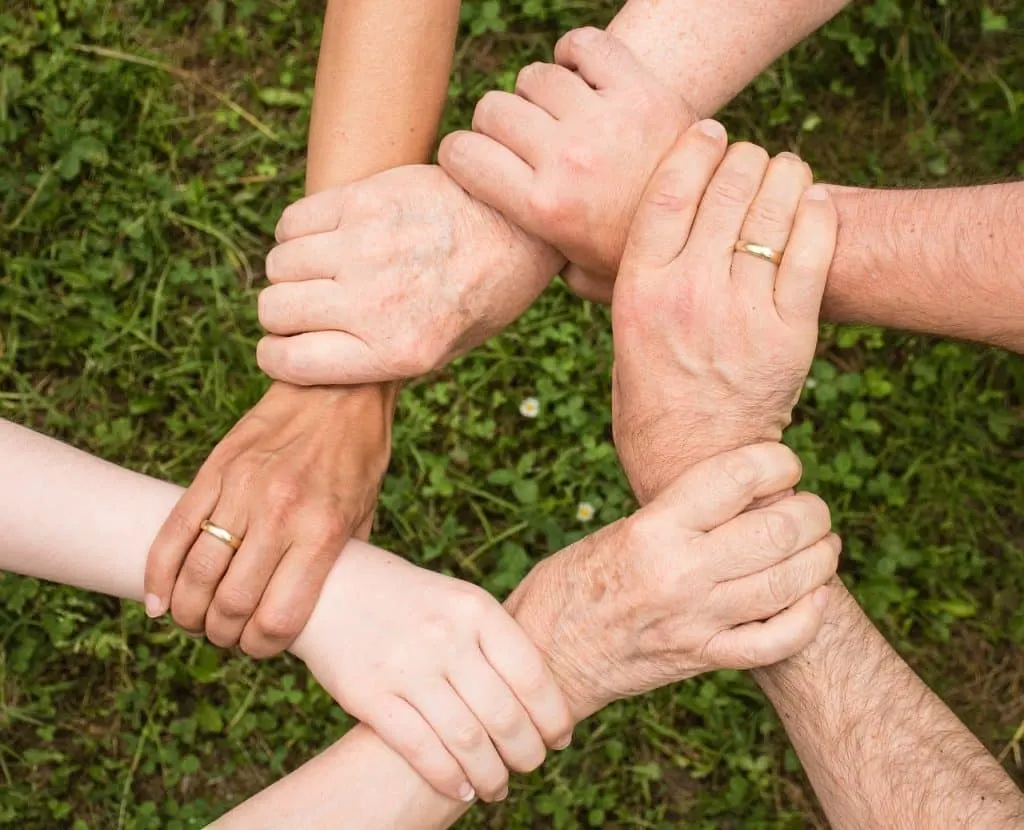 découvrez les avantages d'un partenariat réussi : stratégies pour favoriser la collaboration, maximiser les synergies et atteindre des objectifs communs. explorez comment construire des relations durables et profitables.