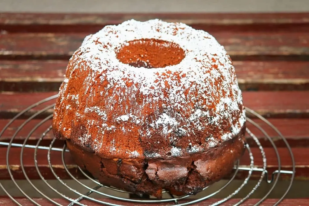 découvrez l'univers enchanteur de la cabane à sucre, où tradition et gourmandise se rencontrent. savourez le sirop d'érable, participez aux festivités et plongez dans l'expérience unique de la récolte de l'érable en famille ou entre amis.