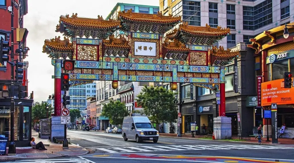 découvrez les plus grandes villes chinoises, leur histoire fascinante, leur culture unique et leur développement économique impressionnant. voyagez à travers pékin, shanghai, canton et bien d’autres destinations emblématiques de la chine.