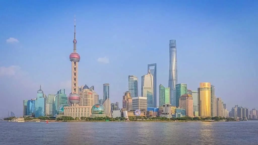 découvrez les plus grandes villes chinoises, leur histoire, leur culture et les incontournables à visiter lors de votre prochain voyage en chine.