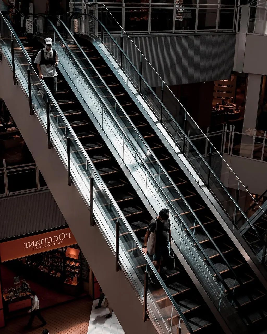 découvrez les dernières tendances, stratégies et innovations dans le secteur du retail pour booster votre expérience client et développer votre activité commerciale.