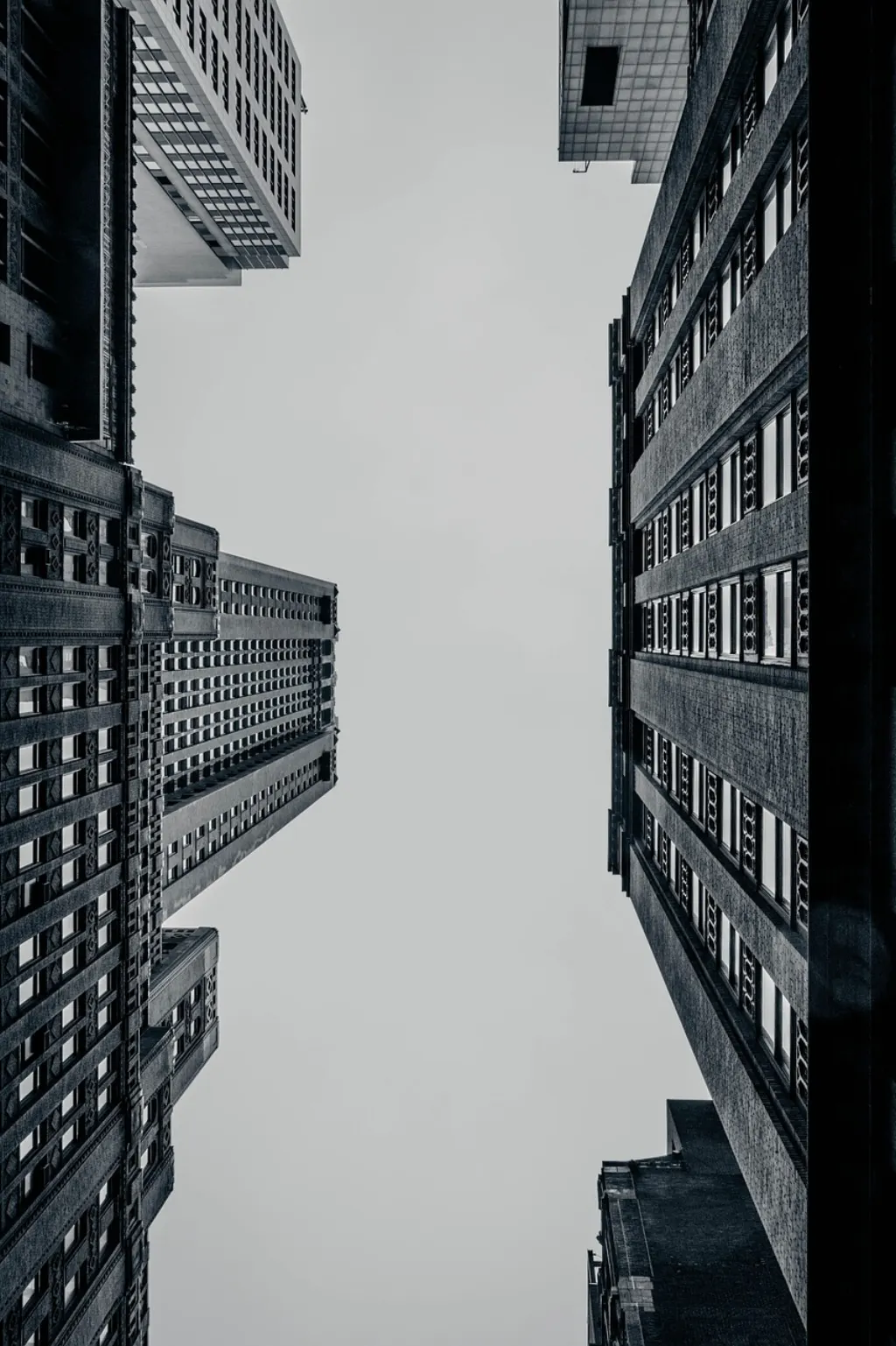 découvrez les entreprises du centre-ville, leur dynamisme et les offres uniques qu'elles proposent pour revitaliser votre quartier.