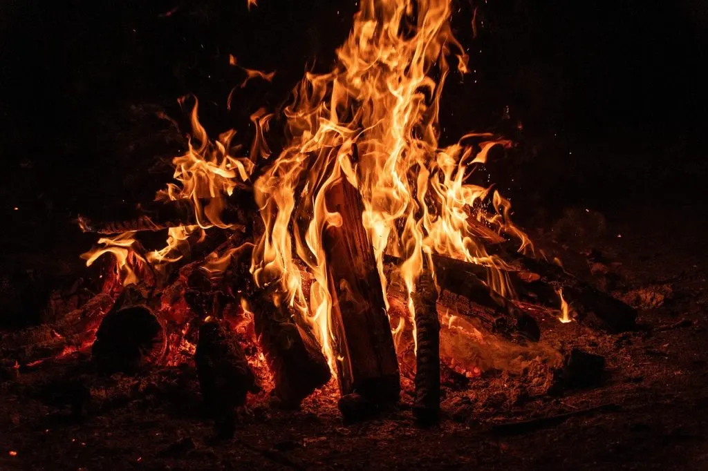 incendie dans un centre commercial : causes, conséquences et mesures de sécurité à adopter.