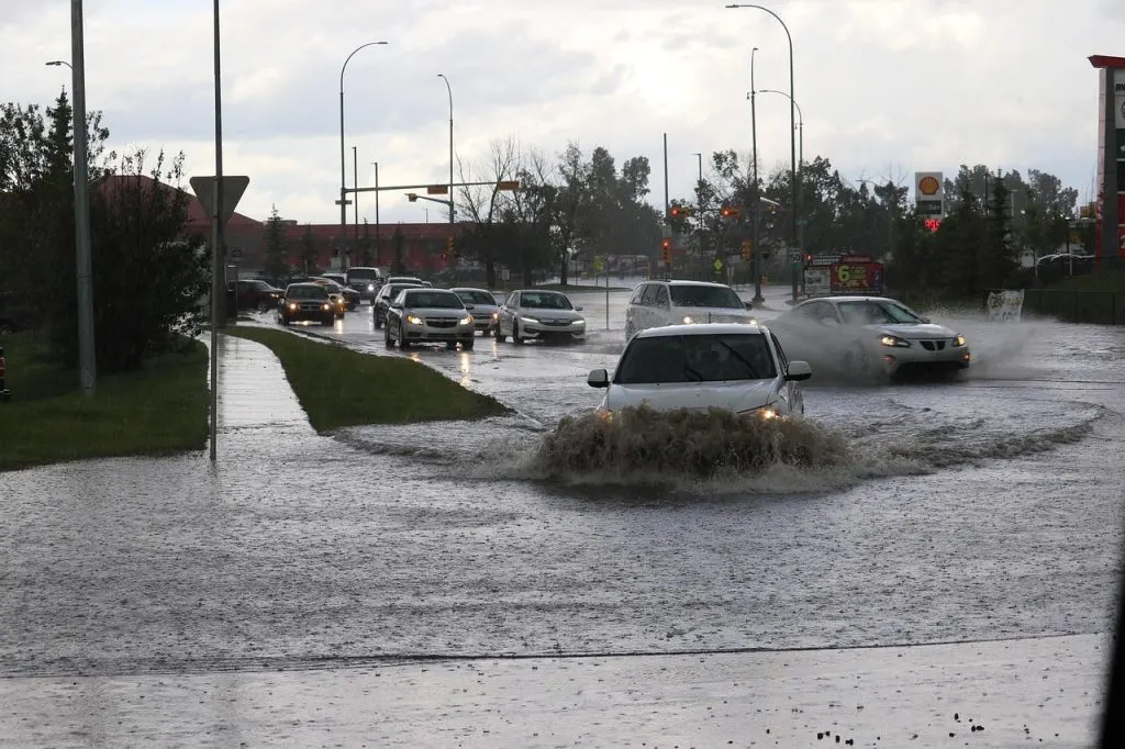 découvrez les causes, les conséquences et les mesures de prévention des inondations pour mieux protéger vos biens et votre famille.