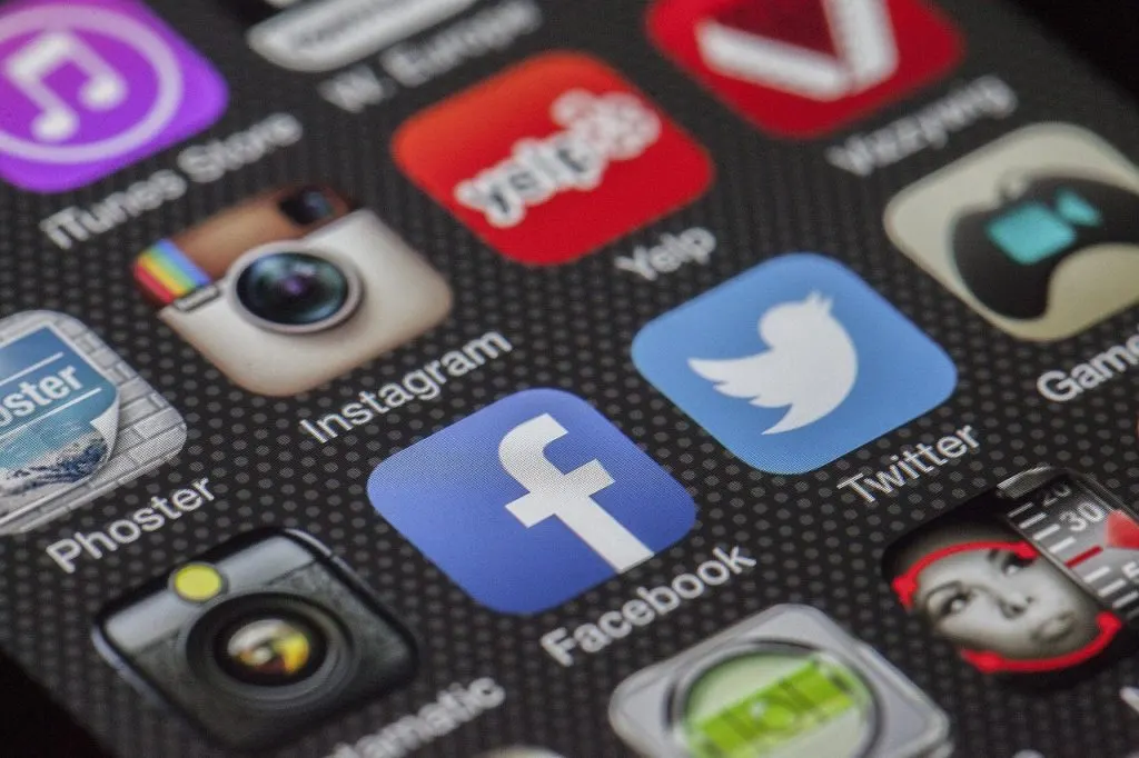 découvrez nos solutions innovantes pour l'acquisition de médias, optimisez votre stratégie marketing et maximisez l'impact de vos campagnes publicitaires.