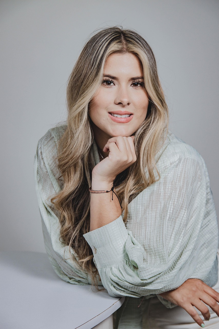 découvrez tout ce qu'il faut savoir sur le business model : définition, types, exemples et conseils pour élaborer un modèle économique efficace et durable.