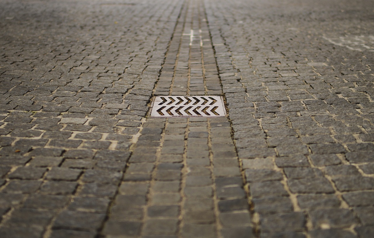 découvrez nos solutions efficaces pour l'évacuation en toute sécurité, adaptées à vos besoins résidentiels ou professionnels.