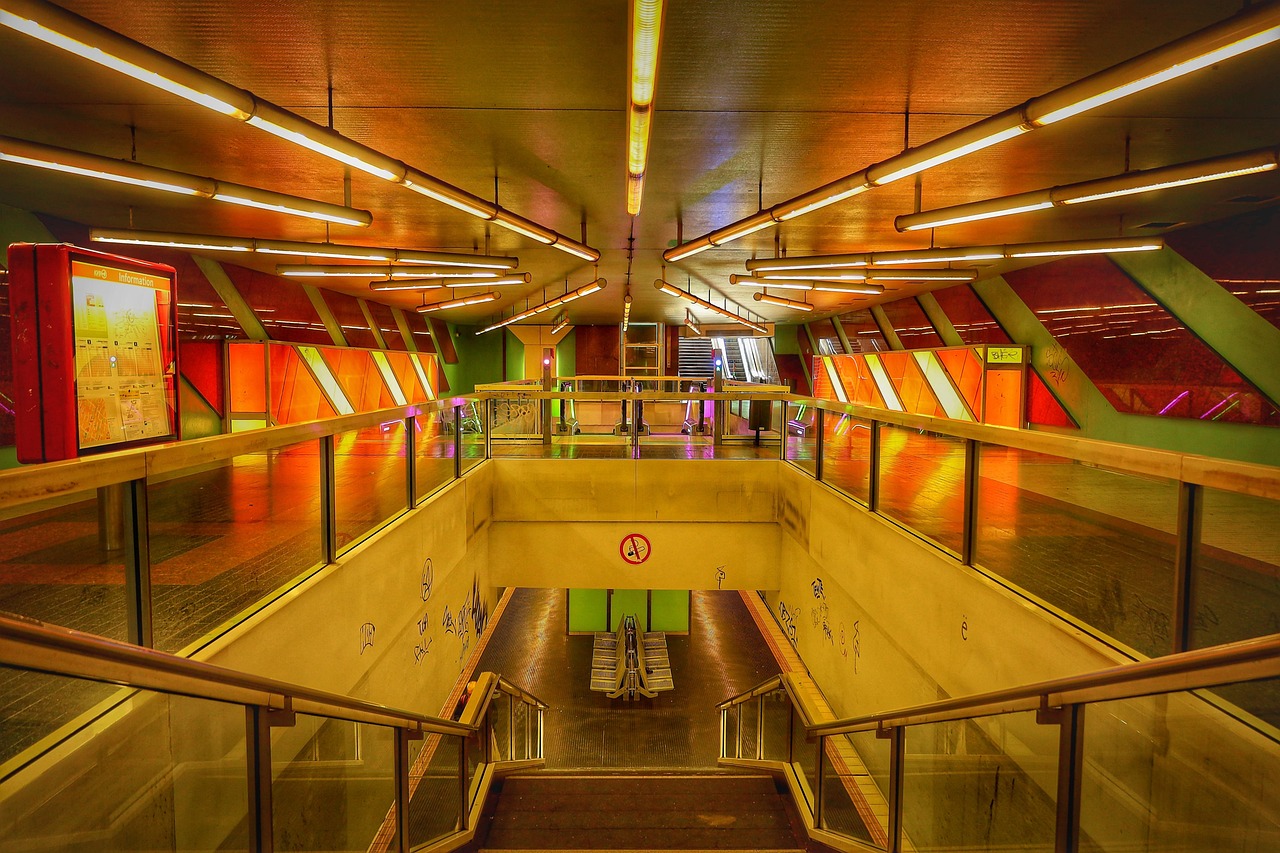 découvrez les causes du faible passage piéton et comment augmenter la fréquentation de votre commerce ou espace.