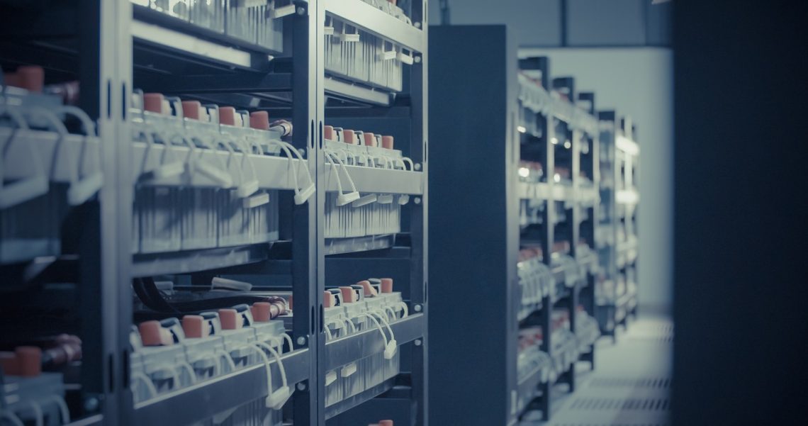 découvrez tout sur les data centers : infrastructure, fonctionnement, sécurité et innovations pour stocker et gérer vos données en toute fiabilité.